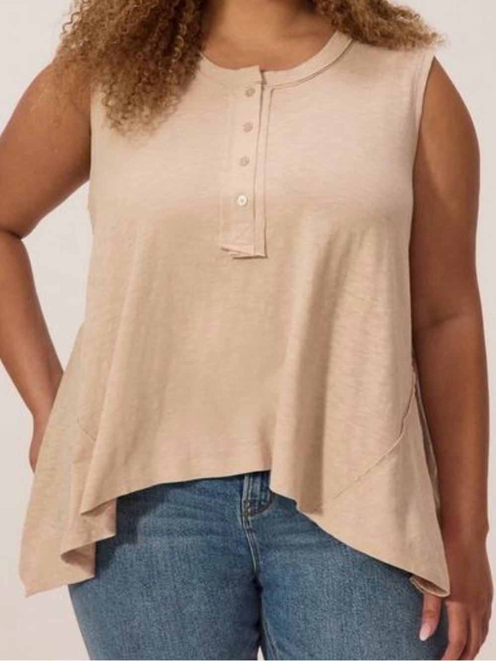 Torrid Festi Henley tank. NWT 2X